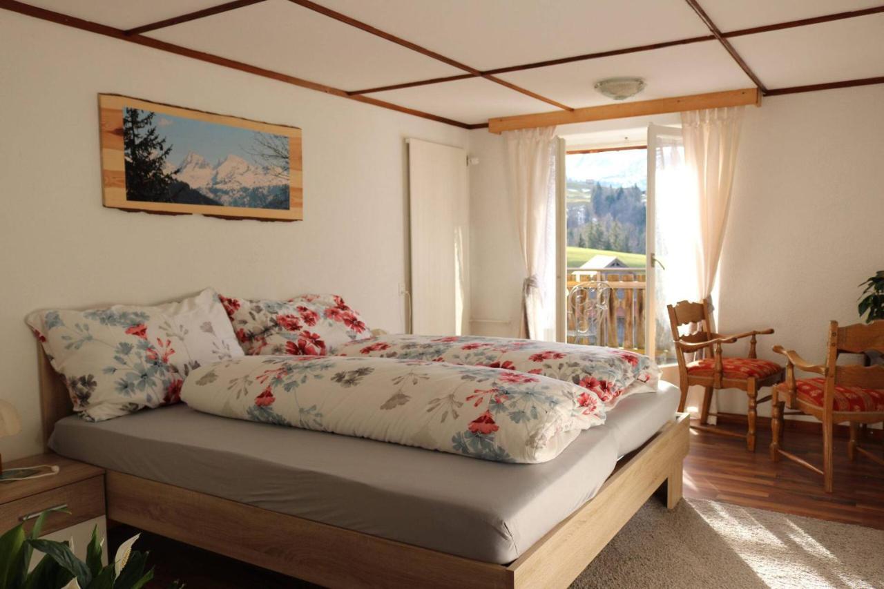 Schlafen Im Sternen Ennetbuehl Bed & Breakfast Nesslau Exterior foto