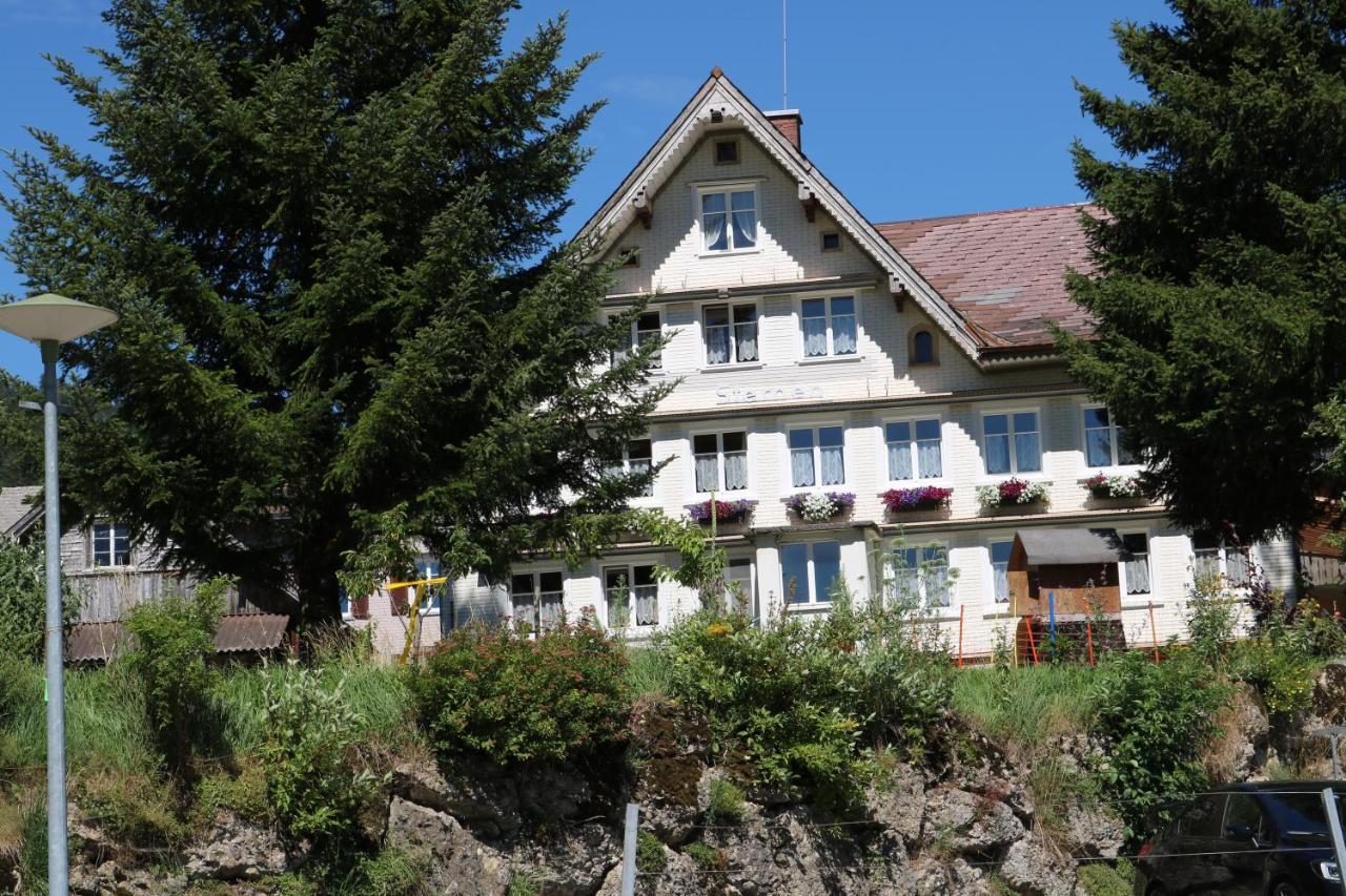 Schlafen Im Sternen Ennetbuehl Bed & Breakfast Nesslau Exterior foto